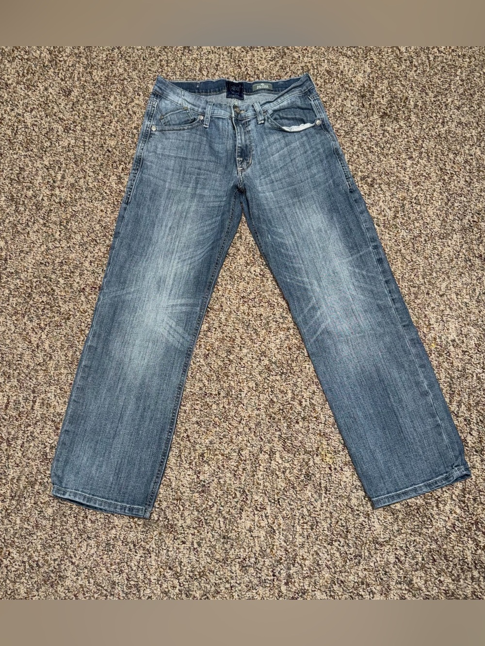 Rock & Republic Men's size 32 jeans Blue Relaxed Straight Jeans